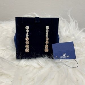 Swarovski Hot pierced earrings